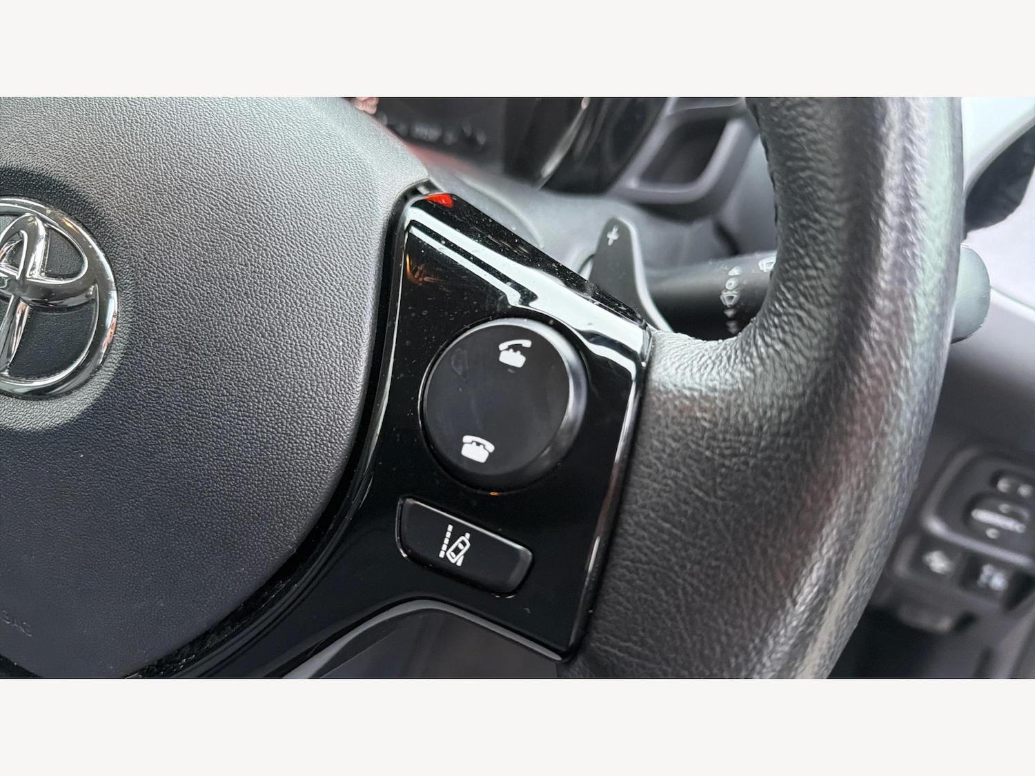 Used Toyota AYGO 2018 for sale - 77343856: Photo 23