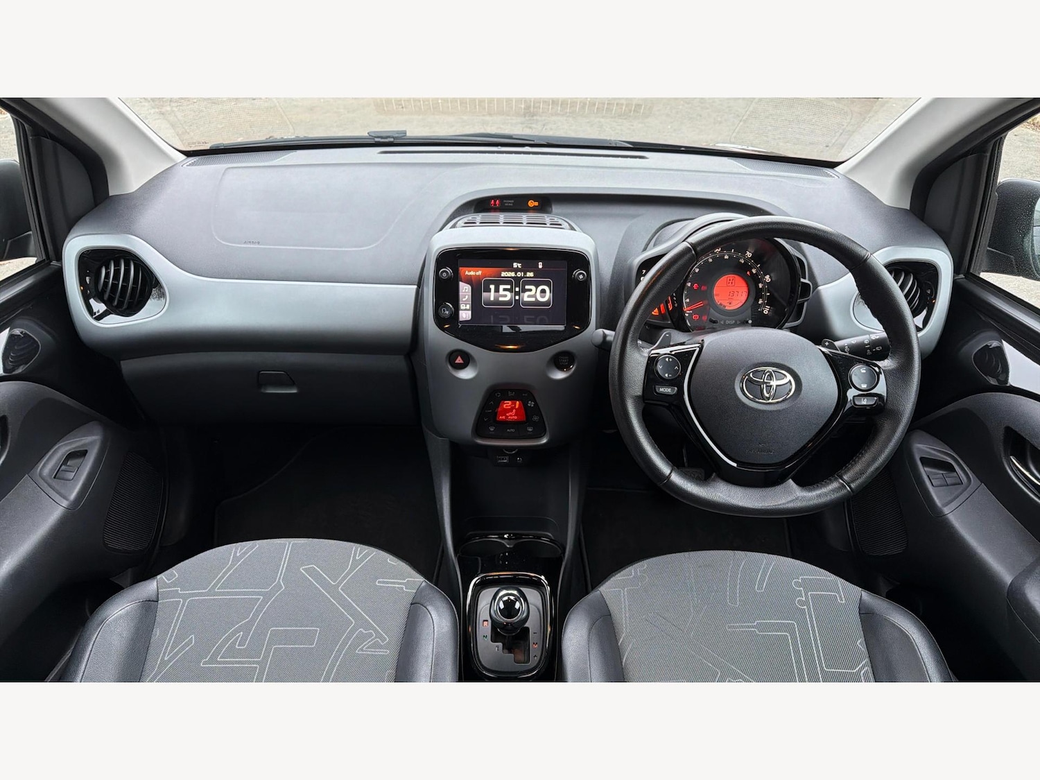 Used Toyota AYGO 2018 for sale - 77343856: Photo 28