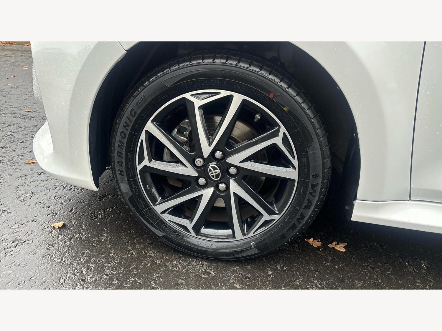 Used Toyota Yaris 2023 for sale - 76549749: Photo 23