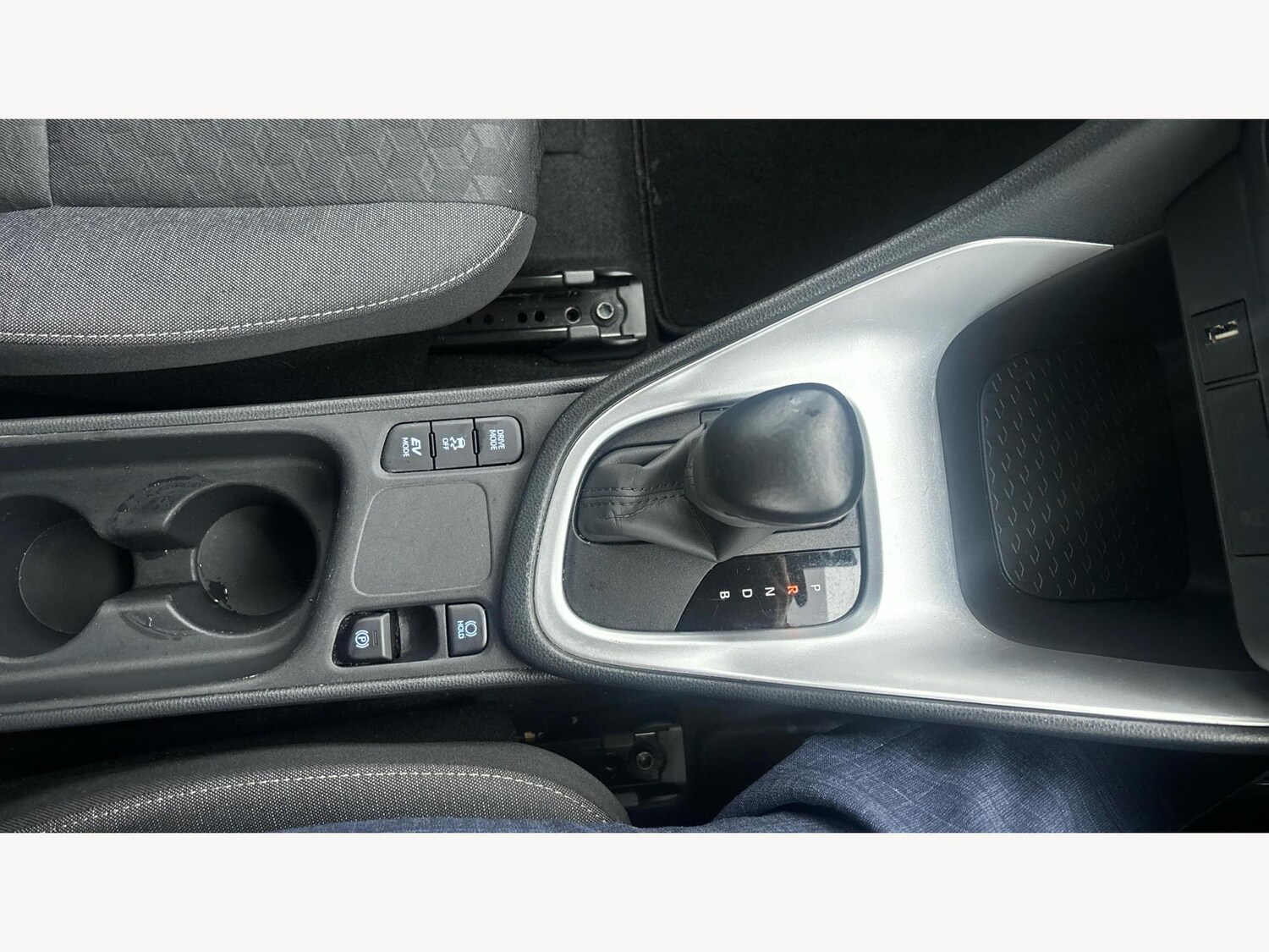 Used Toyota Yaris 2023 for sale - 76549749: Photo 28