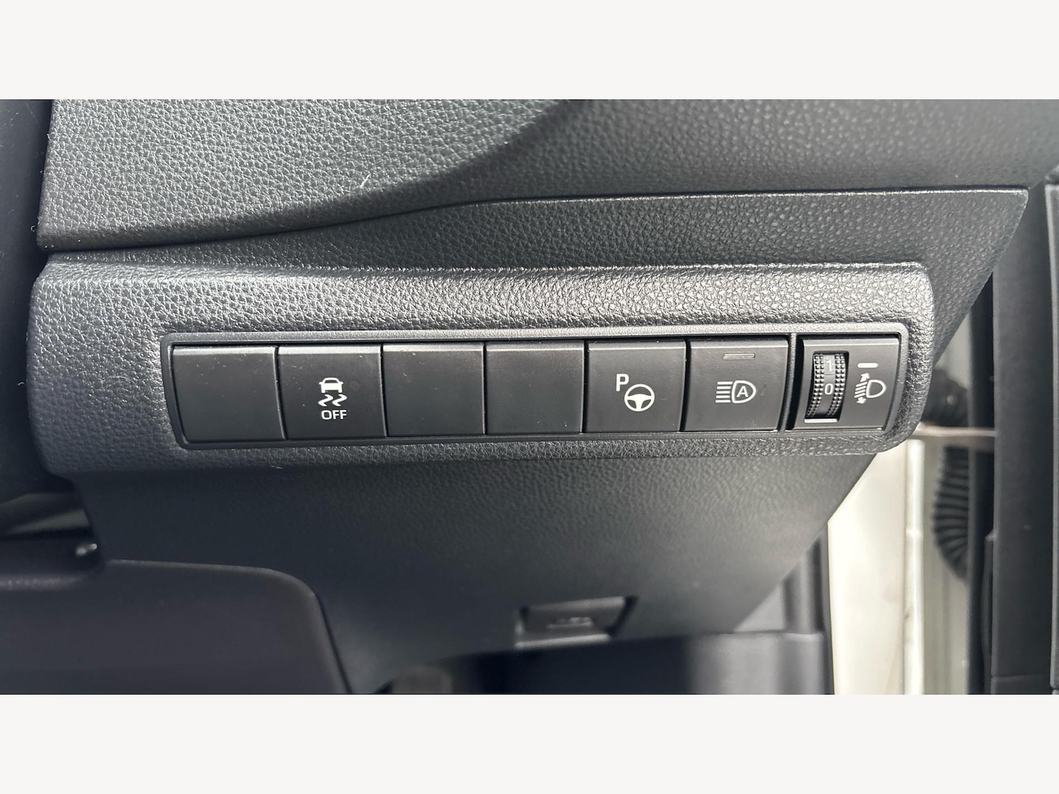 Used Toyota Corolla 2020 for sale - 76715491: Photo 29