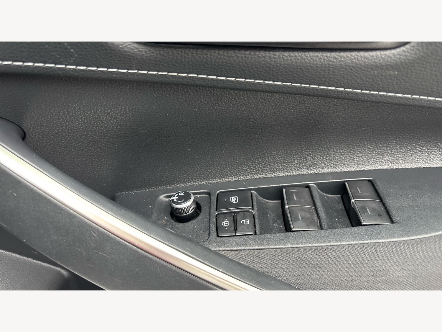 Used Toyota Corolla 2020 for sale - 76715491: Photo 30