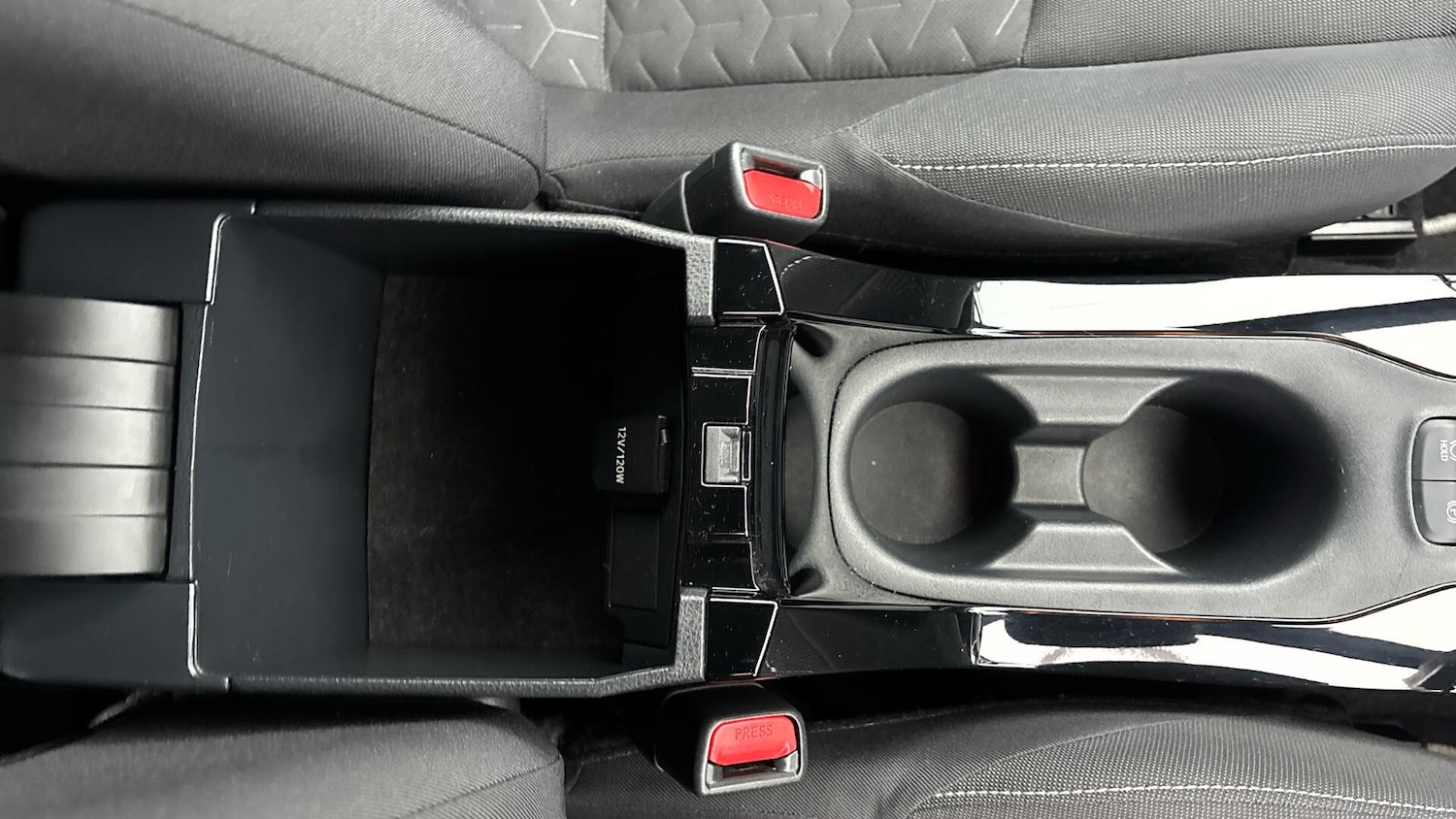 Used Toyota Corolla 2020 for sale - 76715491: Photo 33