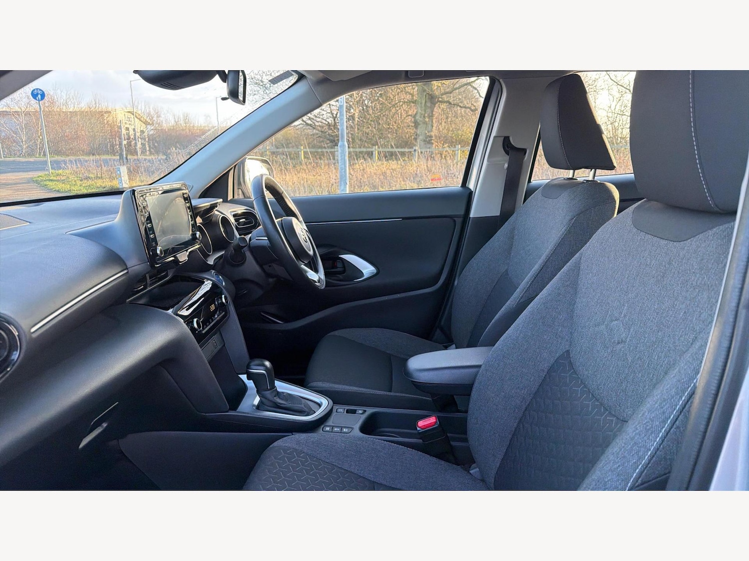 Used Toyota Yaris Cross for sale - 77320469: Photo 12