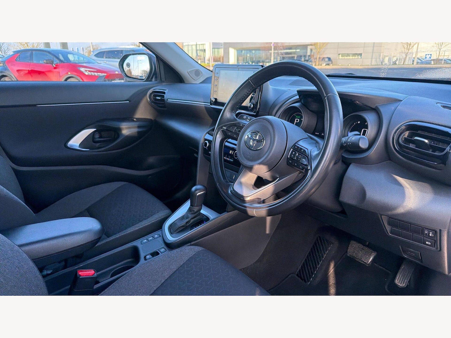 Used Toyota Yaris Cross for sale - 77320469: Photo 13