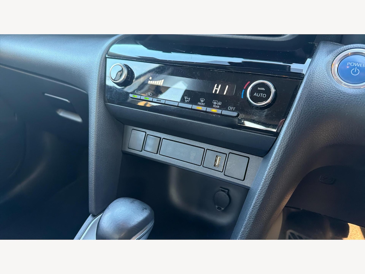 Used Toyota Yaris Cross for sale - 77320469: Photo 29