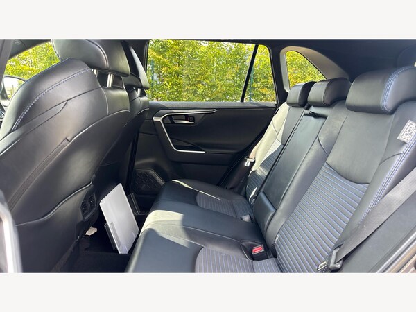 Used Toyota RAV4 2021 for sale - 76084506: Photo 15
