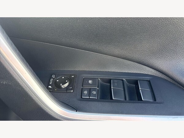 Used Toyota RAV4 2021 for sale - 76084506: Photo 31