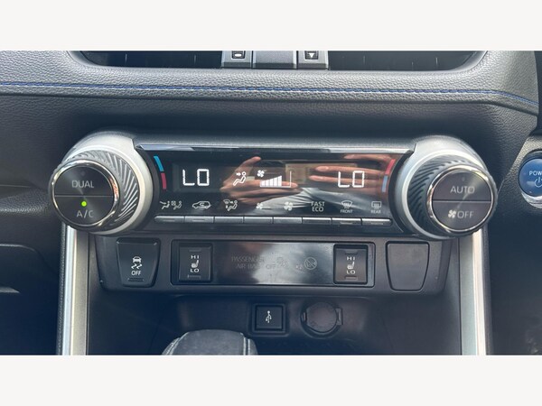 Used Toyota RAV4 2021 for sale - 76084506: Photo 34