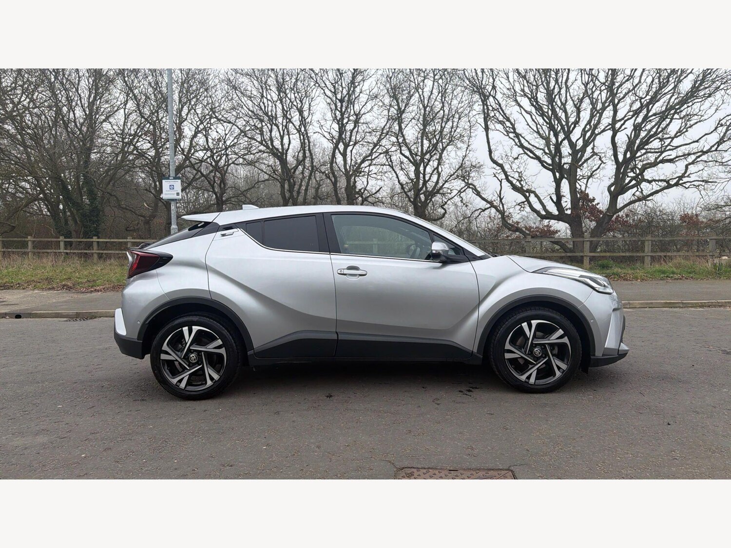 Used Toyota C-HR 2023 for sale - 77925981: Photo 18