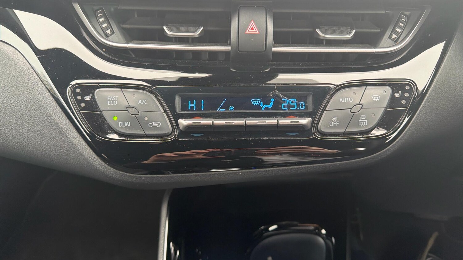 Used Toyota C-HR 2023 for sale - 77925981: Photo 35