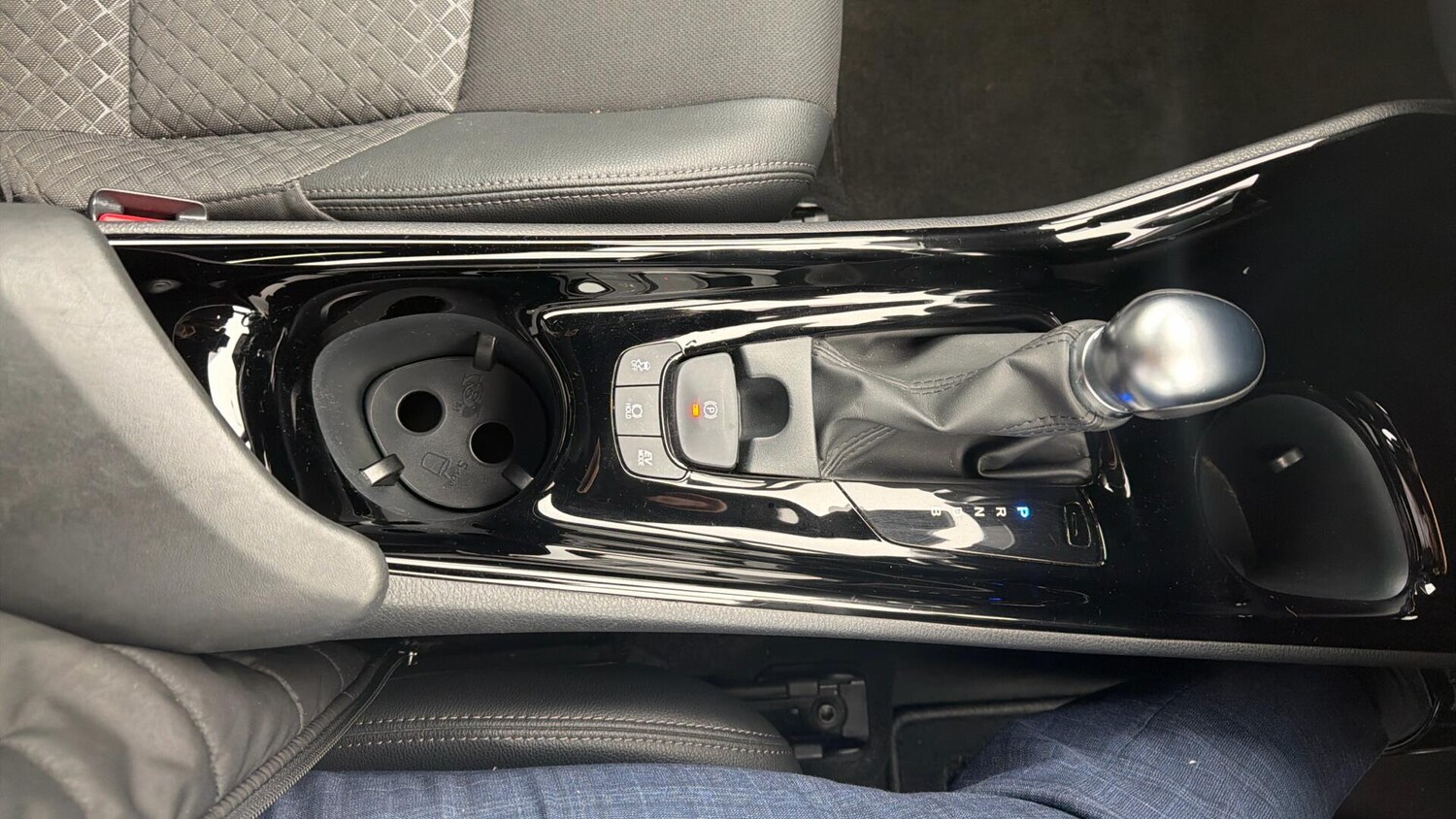 Used Toyota C-HR 2023 for sale - 77925981: Photo 36