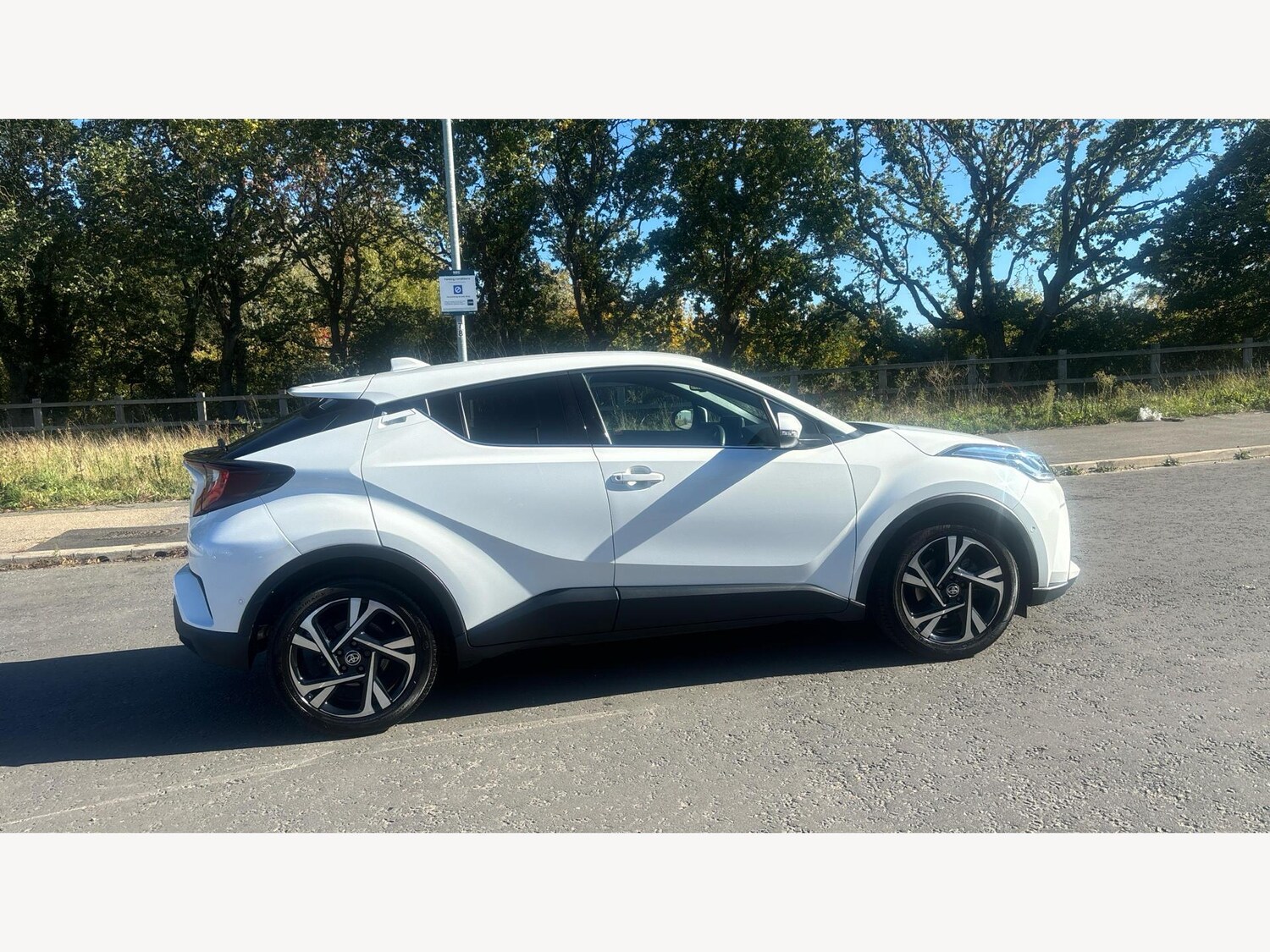 Used Toyota C-HR for sale - 77670483: Photo 18