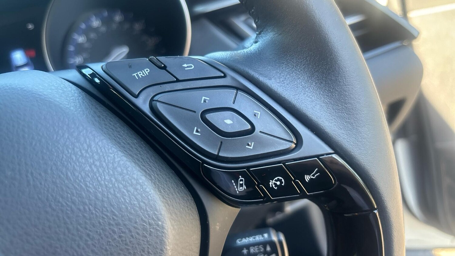 Used Toyota C-HR for sale - 77670483: Photo 33