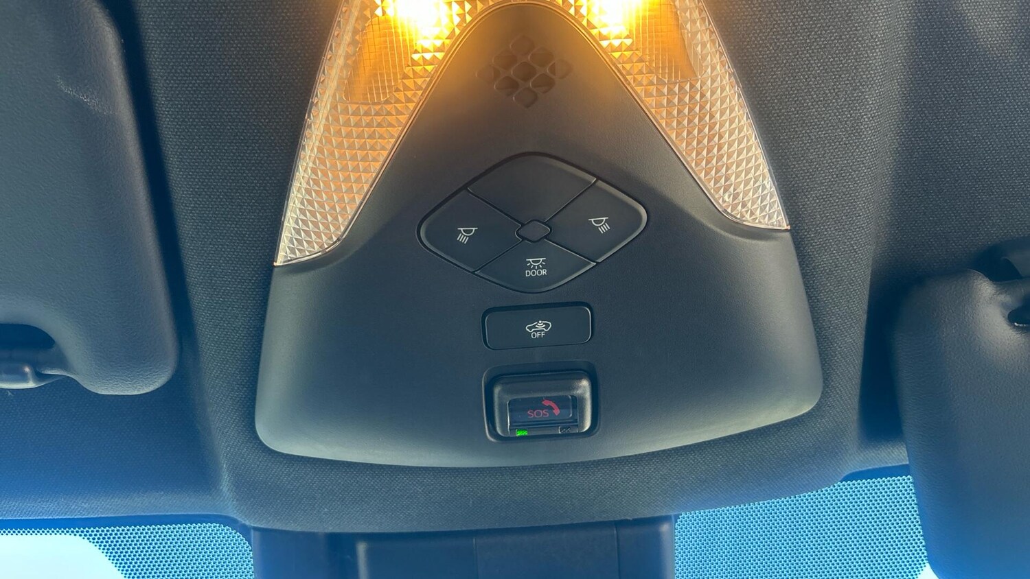 Used Toyota C-HR for sale - 77670483: Photo 36