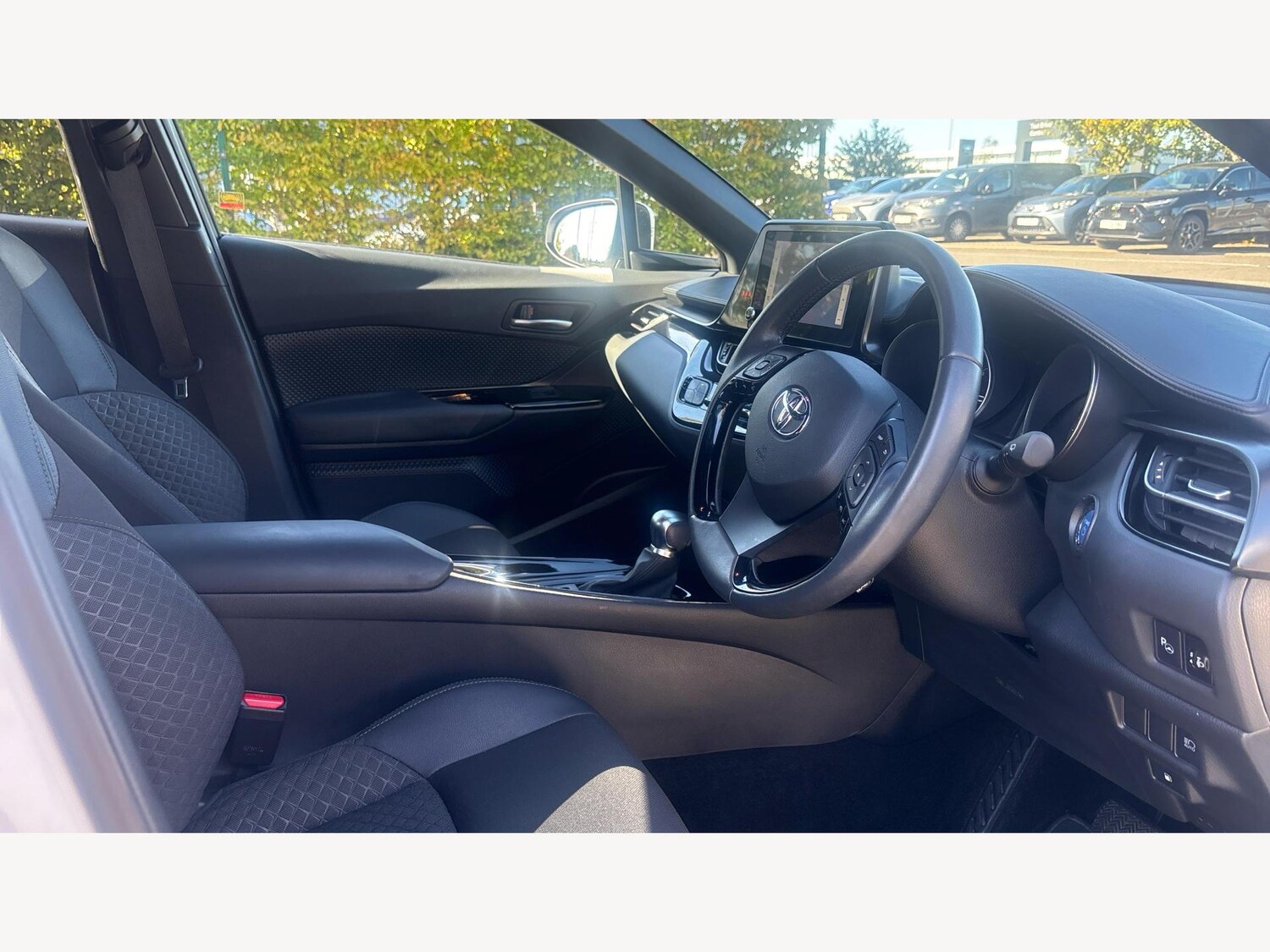 Used Toyota C-HR for sale - 77670483: Photo 7