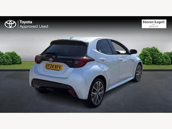 Used Toyota Yaris 2024 for sale - 79756233: Photo