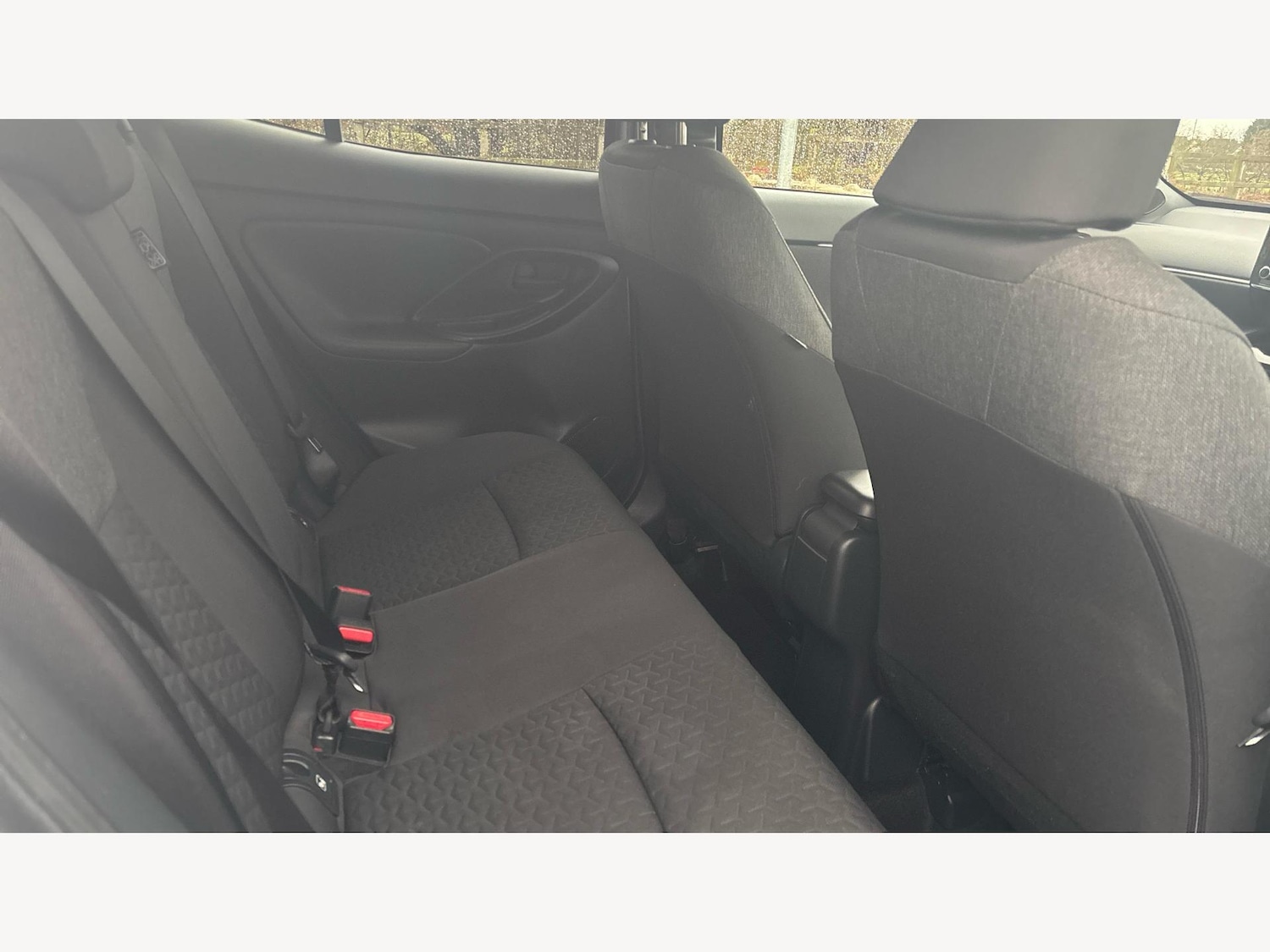 Used Toyota Yaris Cross 2024 for sale - 77351569: Photo 14