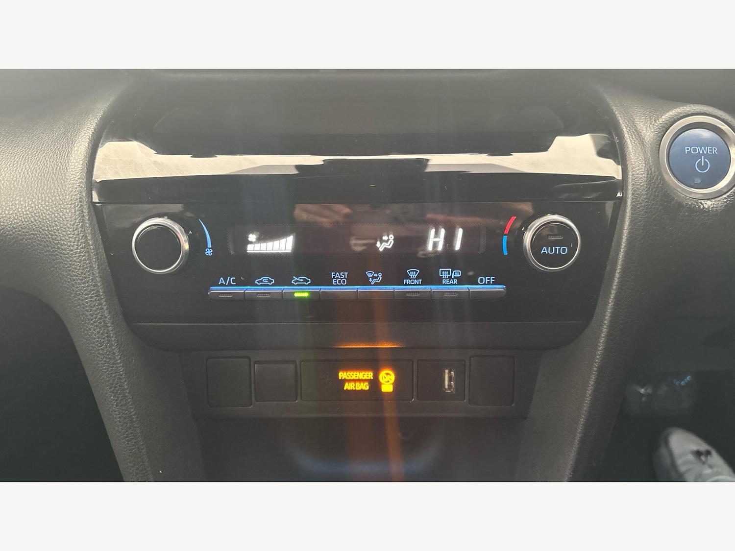 Used Toyota Yaris Cross 2024 for sale - 77351569: Photo 28