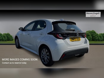 Used Toyota Yaris 2023 for sale - 79374465: Photo