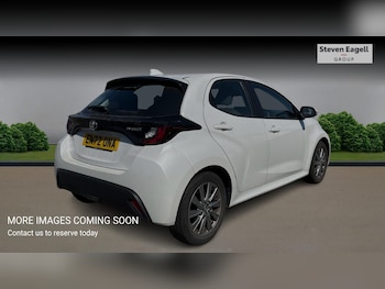 Used Toyota Yaris 2023 for sale - 79374465: Photo