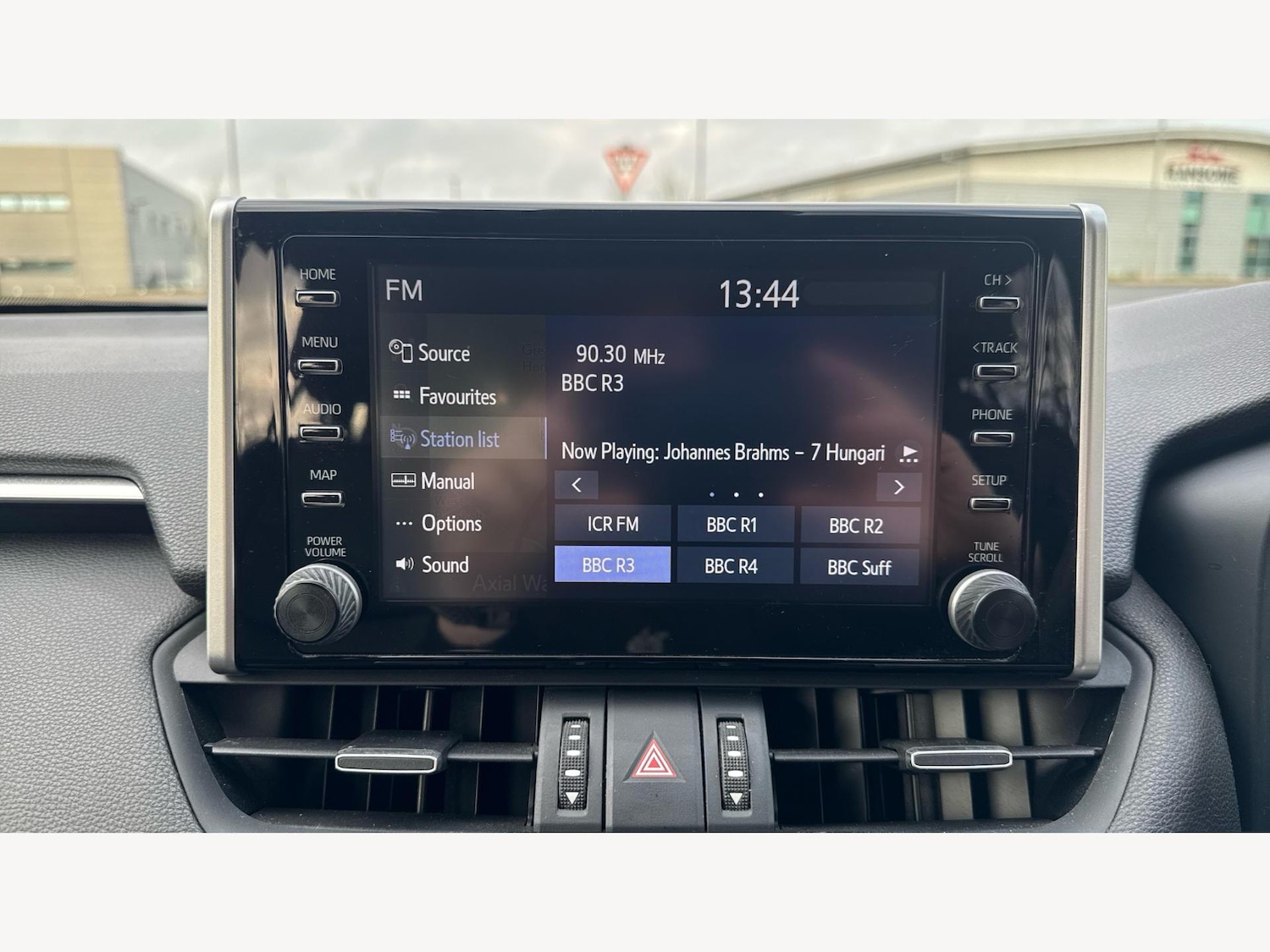 Used Toyota RAV4 2019 for sale - 77625134: Photo 26