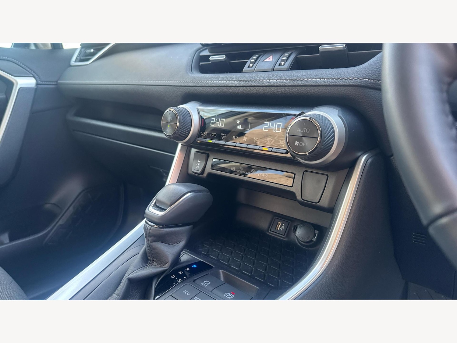 Used Toyota RAV4 2024 for sale - 76942707: Photo 26