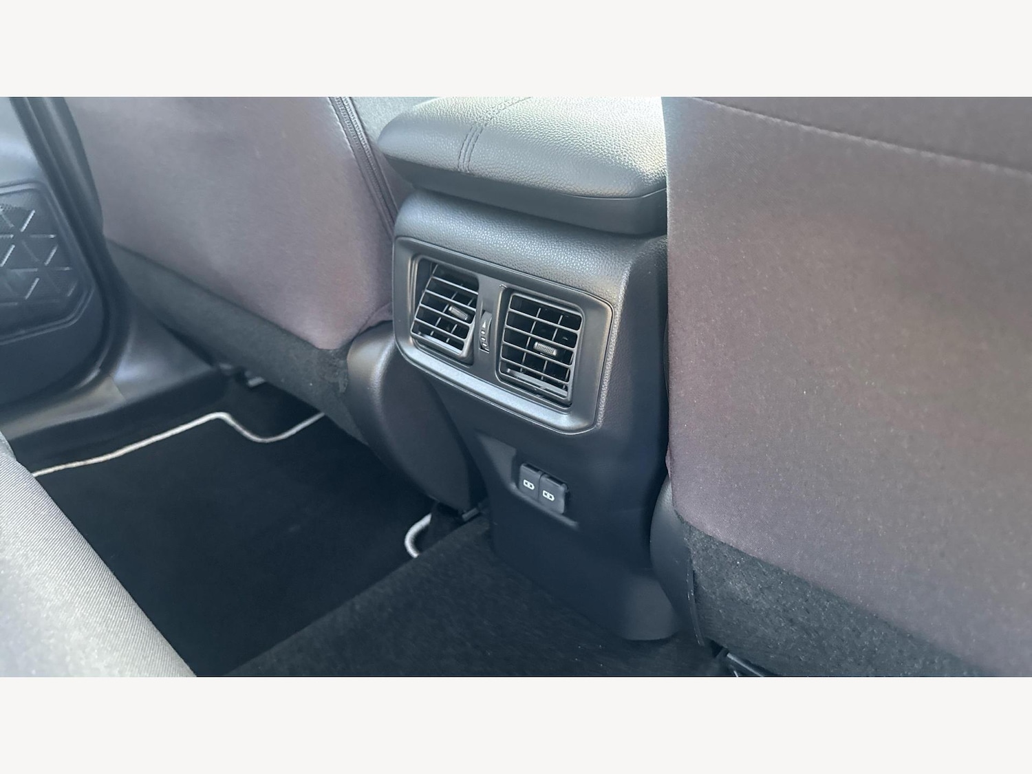 Used Toyota RAV4 2024 for sale - 76942707: Photo 28