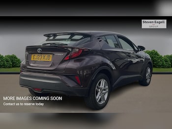 Used Toyota C-HR 2023 for sale - 78751657: Photo