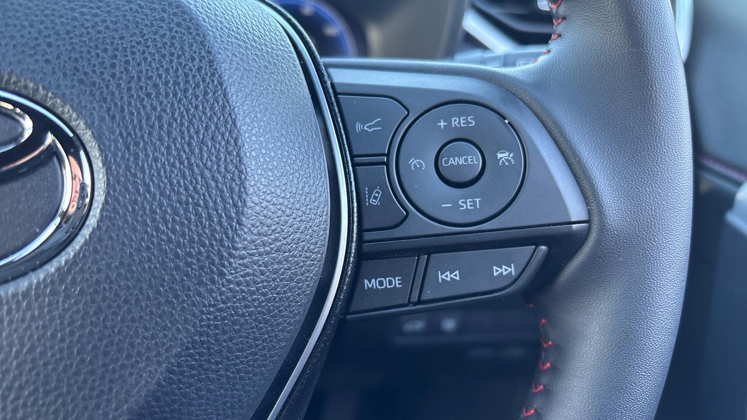 Used Toyota RAV4 2025 for sale - 77633643: Photo 34