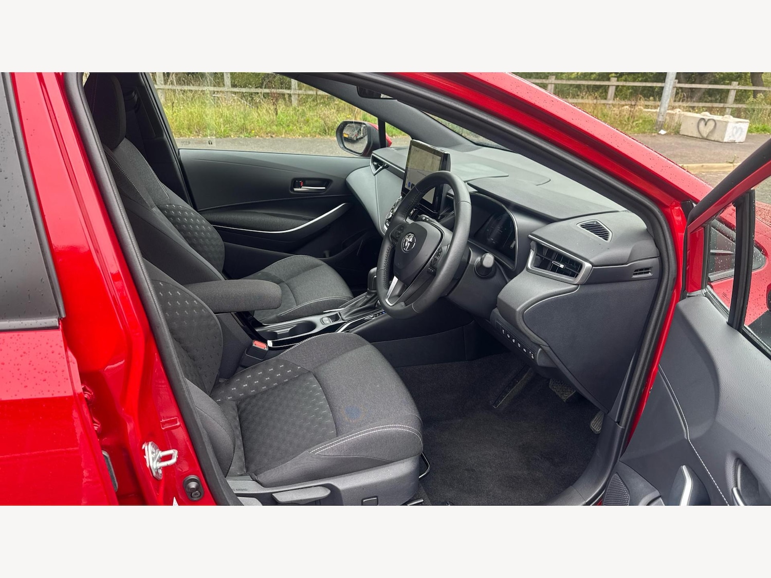 Used Toyota Corolla 2024 for sale - 76572823: Photo 13