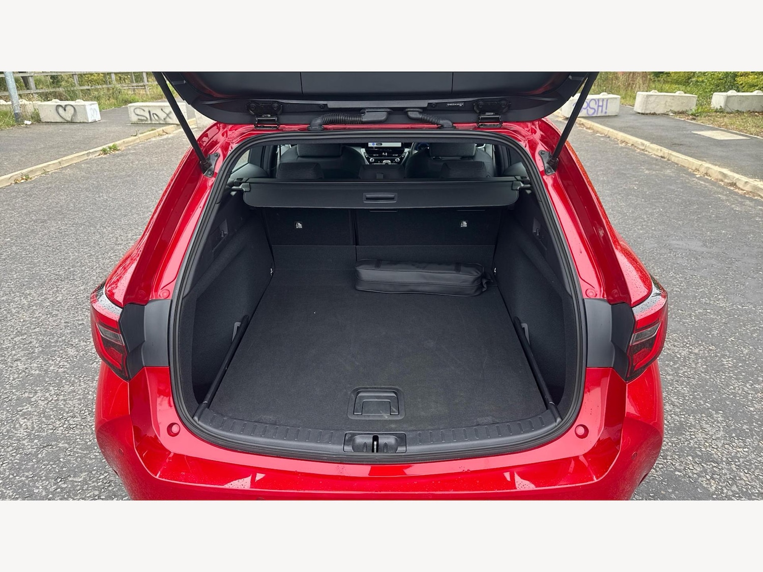 Used Toyota Corolla 2024 for sale - 76572823: Photo 16