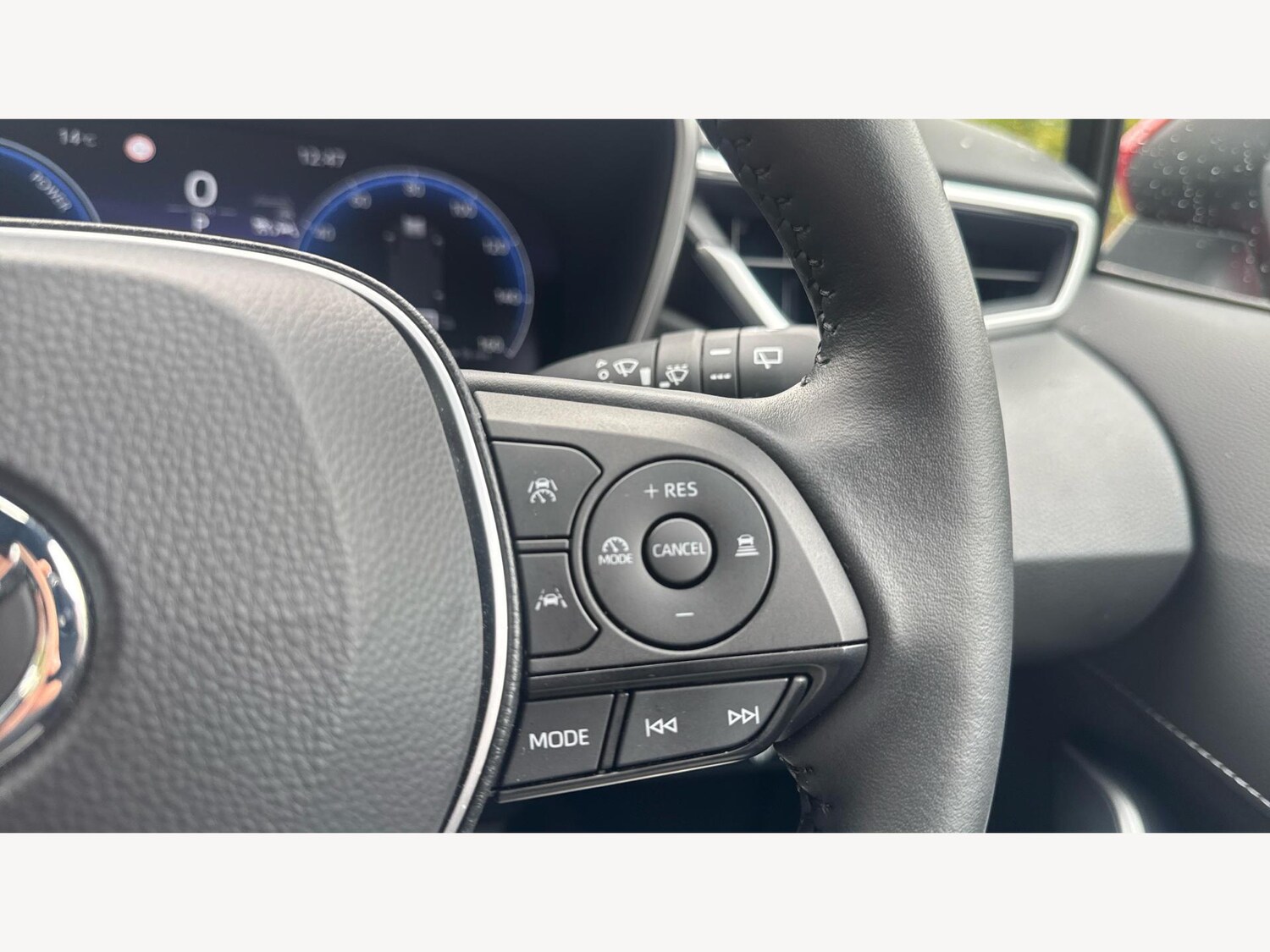 Used Toyota Corolla 2024 for sale - 76572823: Photo 25