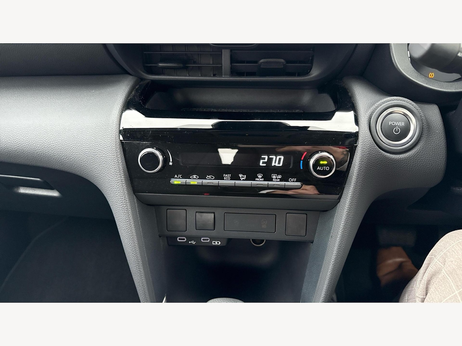 Used Toyota Yaris Cross 2024 for sale - 77143134: Photo 30