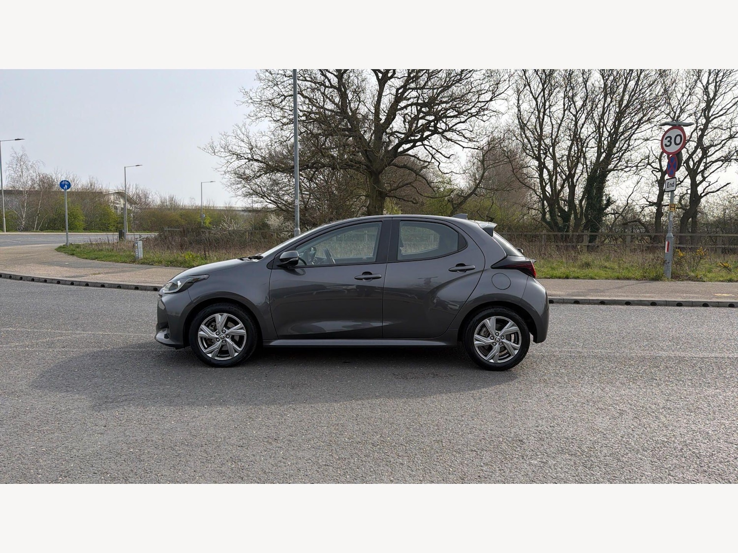 Used Toyota Yaris 2024 for sale - 78072652: Photo 19