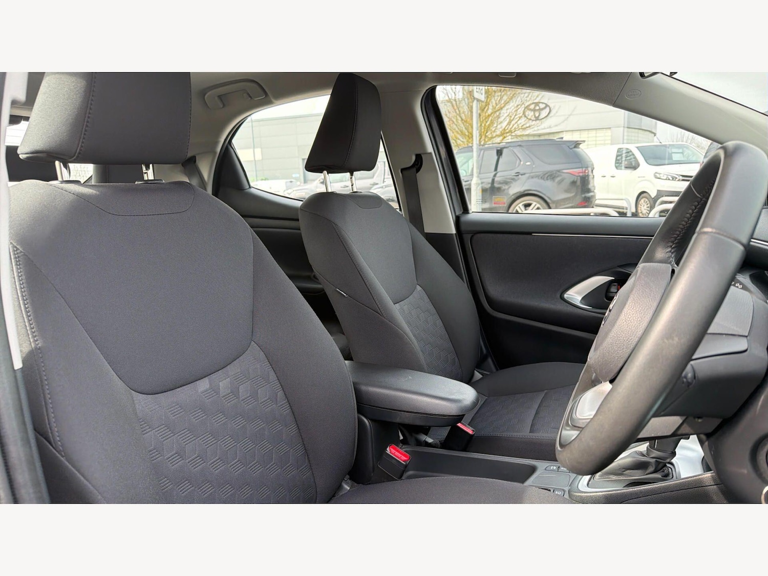 Used Toyota Yaris 2024 for sale - 78072652: Photo 22