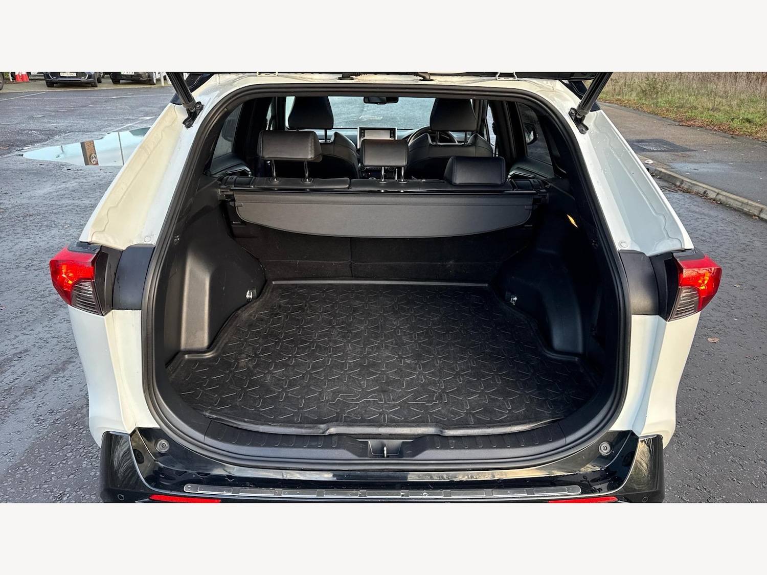 Used Toyota RAV4 2019 for sale - 77109590: Photo 16