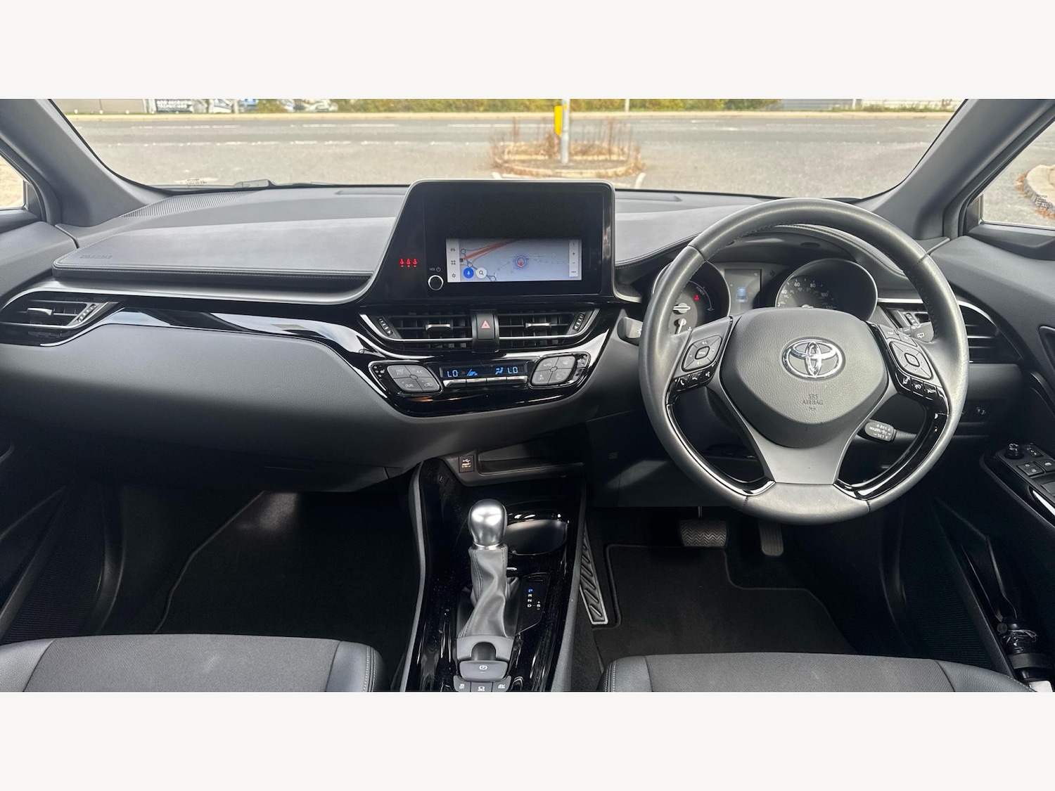 Used Toyota C-HR 2023 for sale - 76294729: Photo 7