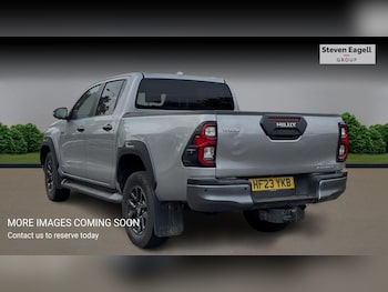 Used Toyota Hilux 2023 for sale - 79589513: Photo