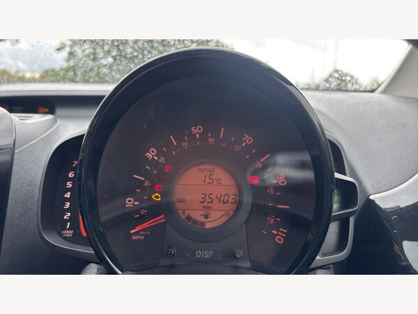 Used Toyota AYGO 2015 for sale - 76247928: Photo 11