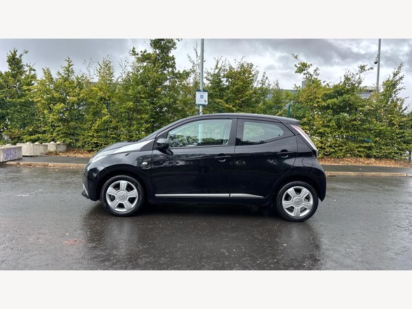 Used Toyota AYGO 2015 for sale - 76247928: Photo 19