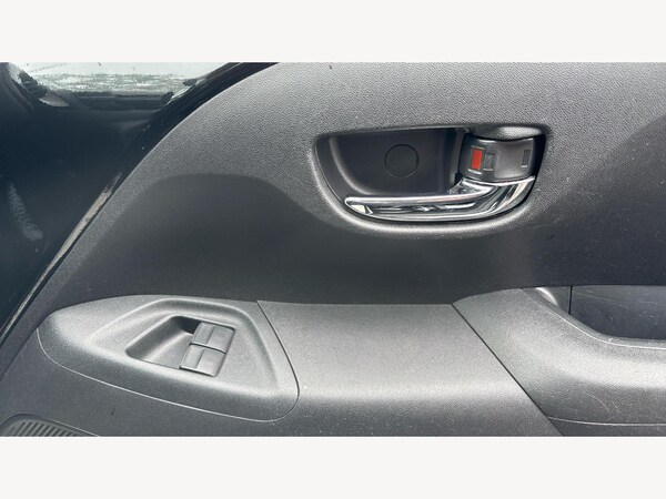 Used Toyota AYGO 2015 for sale - 76247928: Photo 31
