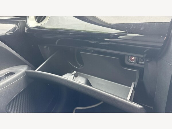 Used Toyota AYGO 2015 for sale - 76247928: Photo 40