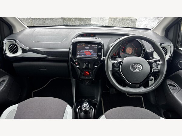 Used Toyota AYGO 2015 for sale - 76247928: Photo 7