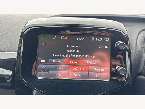 Used Toyota AYGO 2015 for sale - 76247928: Photo 9