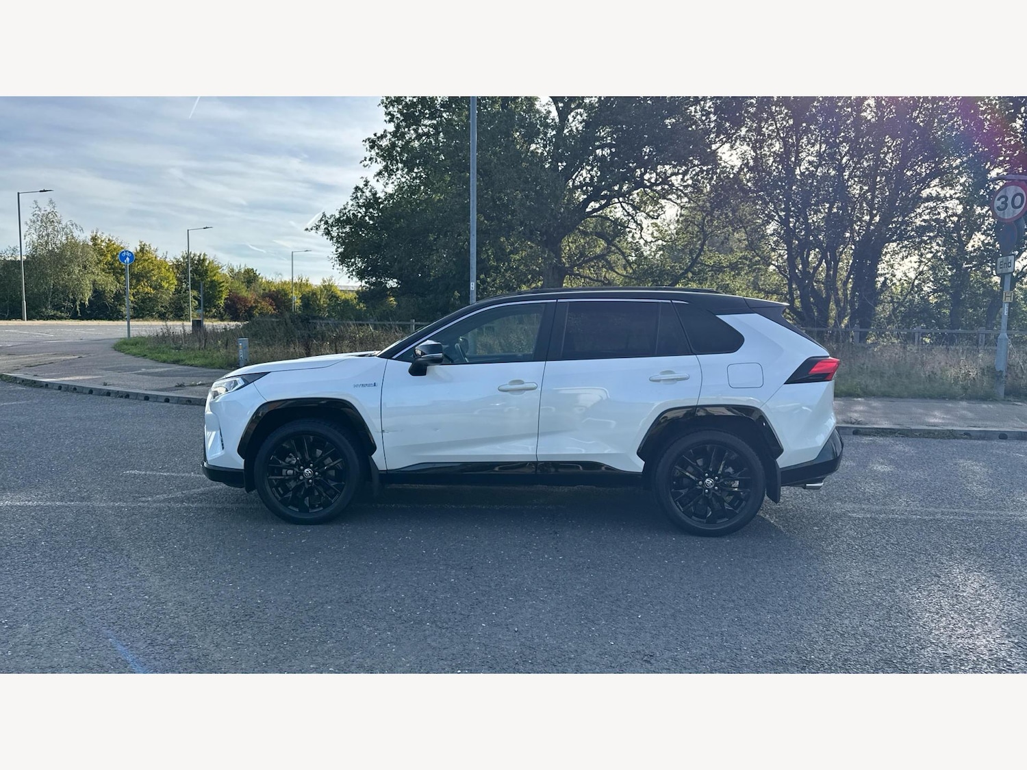 Used Toyota RAV4 2020 for sale - 76432551: Photo 19