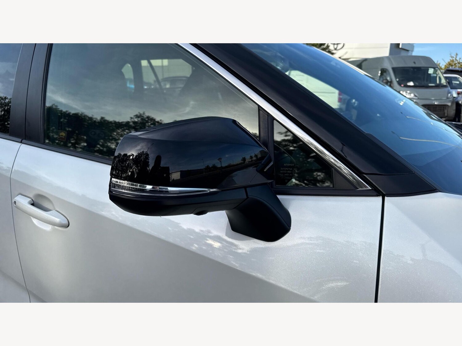 Used Toyota RAV4 2020 for sale - 76432551: Photo 23