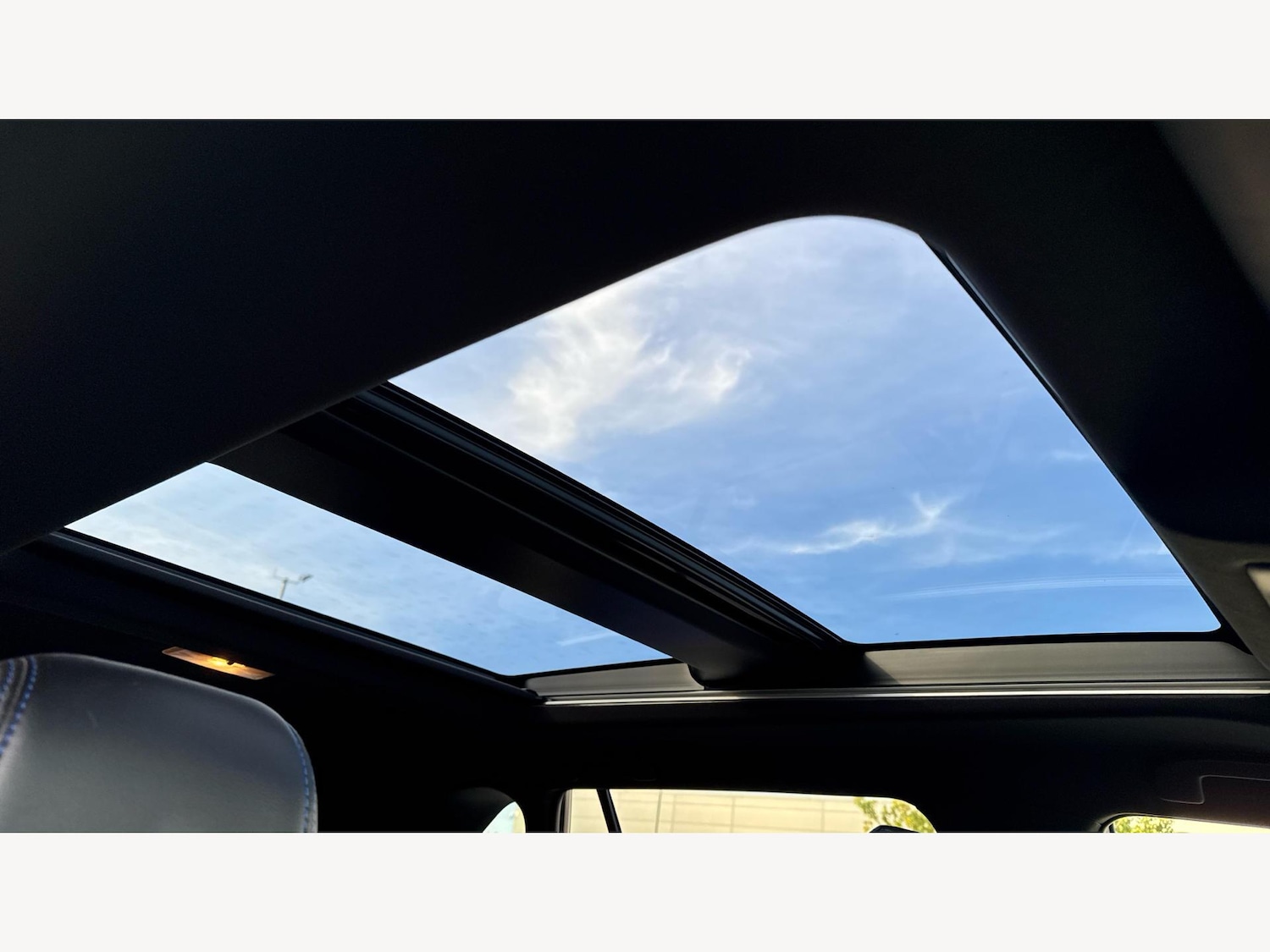 Used Toyota RAV4 2020 for sale - 76432551: Photo 35