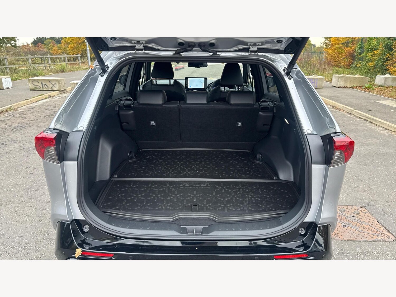 Used Toyota RAV4 2024 for sale - 76425523: Photo 16