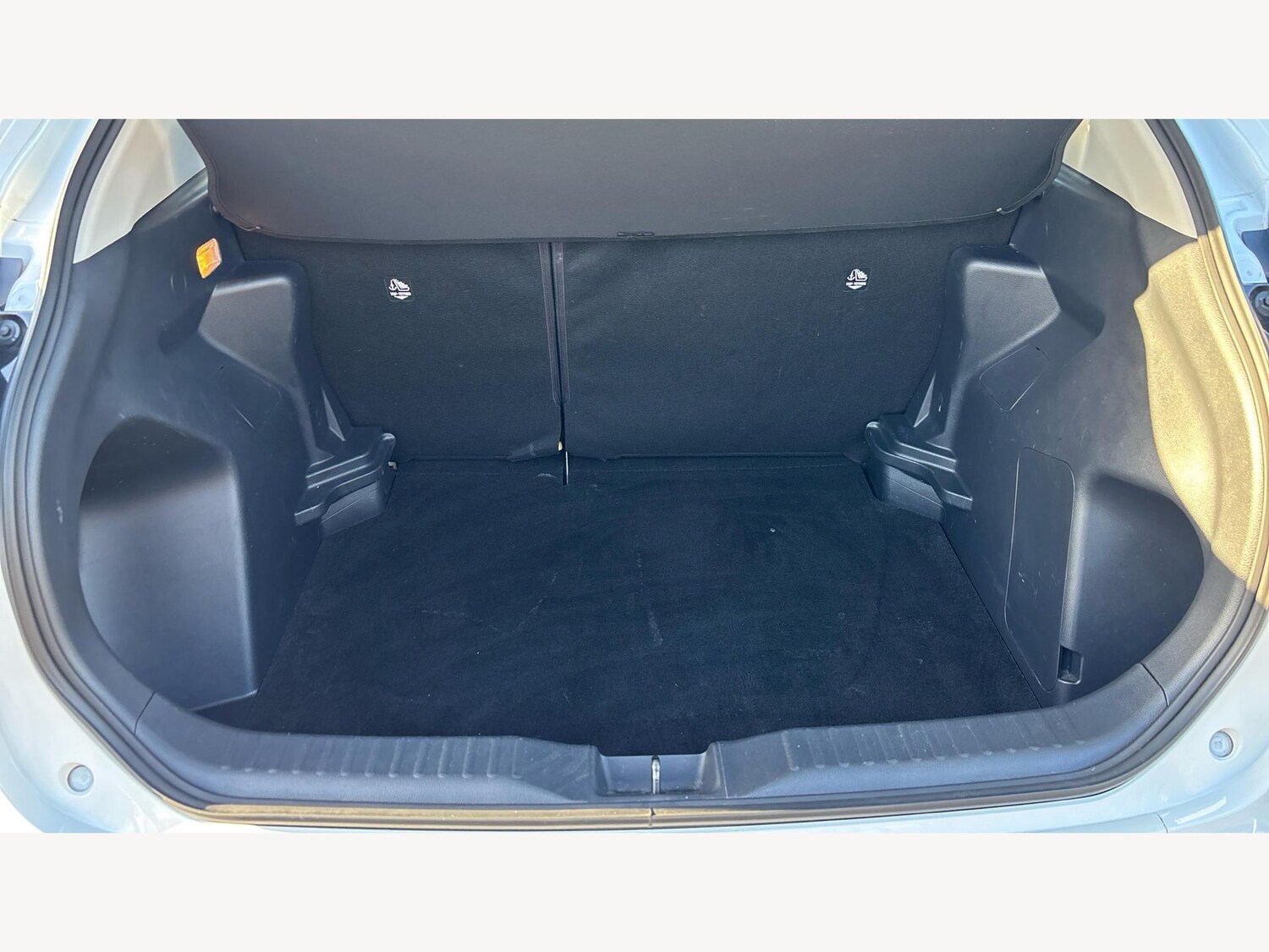 Used Toyota Yaris Cross 2023 for sale - 77511099: Photo 16